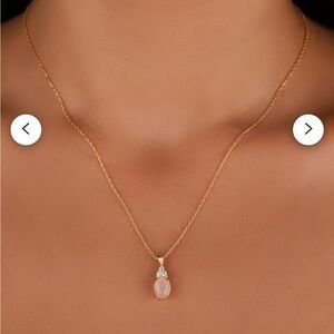 Rose Quartz Pendant Necklace